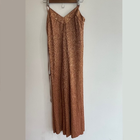 NEW House of Harlow Revolve Karel Jumpsuit Bronze Metallic Sleeveless K63 - Picture 6 of 11